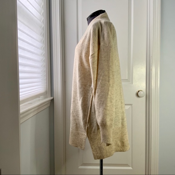 Time and Tru V Neck Tunic Sweater NWT - Picture 8 of 11